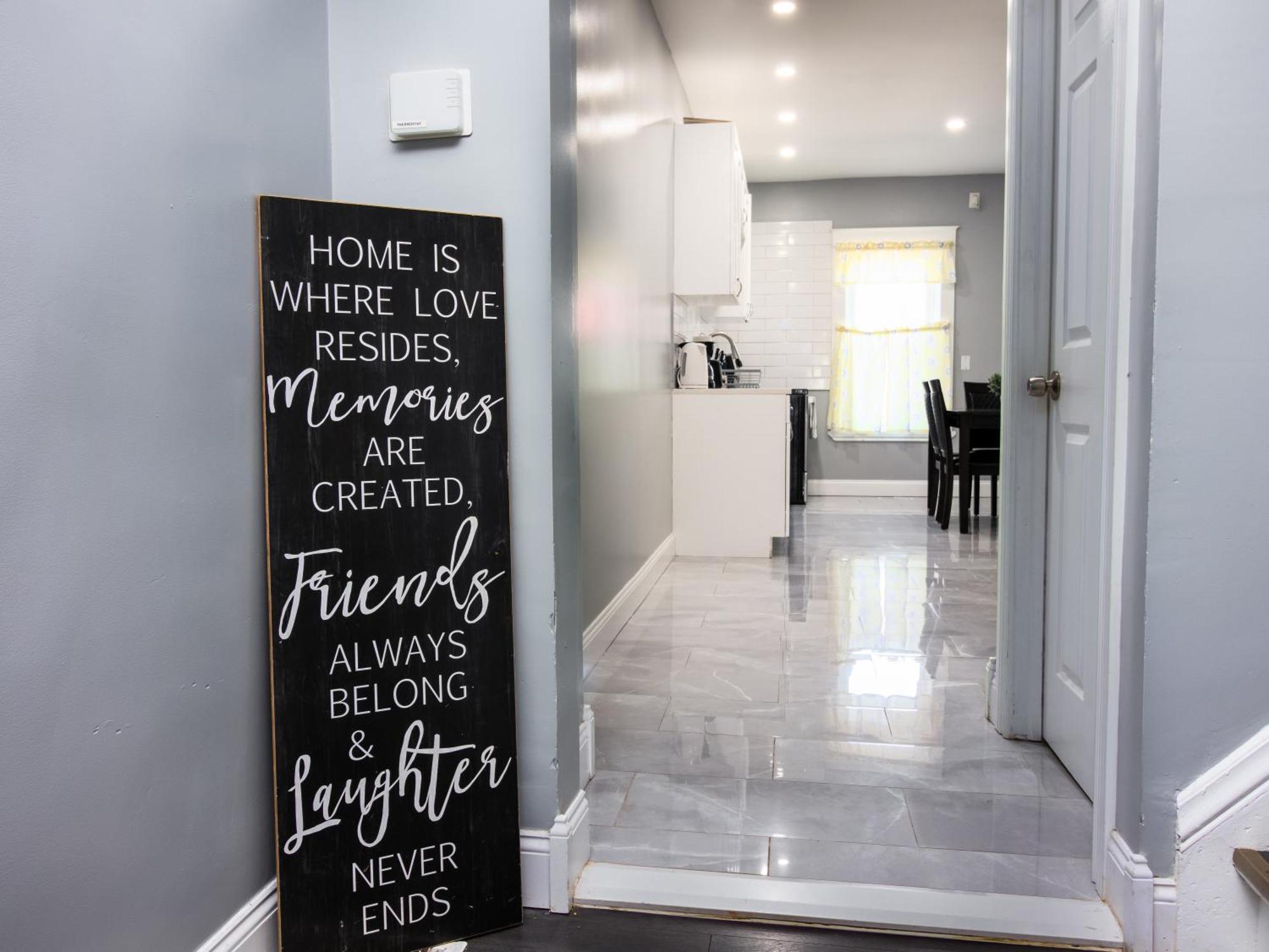 Sprawling 8Br Home Ideal For Large Groups In Niagara Falls Ny نياغارا فالس، نيويورك المظهر الخارجي الصورة